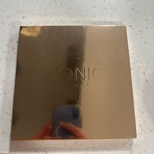 ICONIC London Metallic Gold Compact